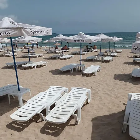 Stamopolulux директен изглед към морето Primorsko