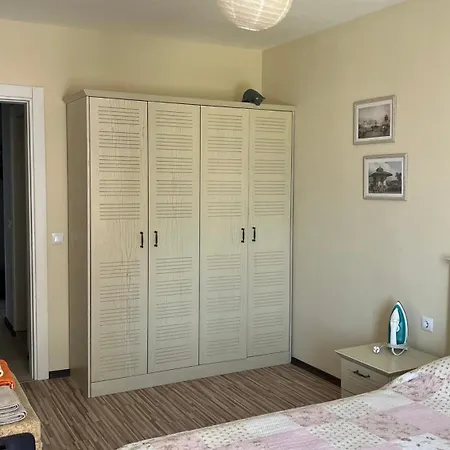 Daire Stamopolulux директен изглед към морето Primorsko