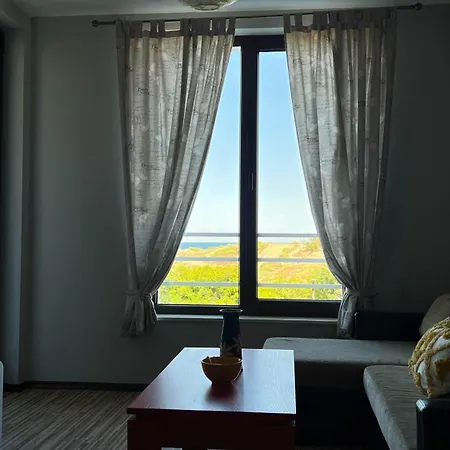 Daire Stamopolulux директен изглед към морето Primorsko