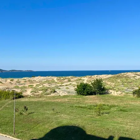 Daire Stamopolulux директен изглед към морето Primorsko