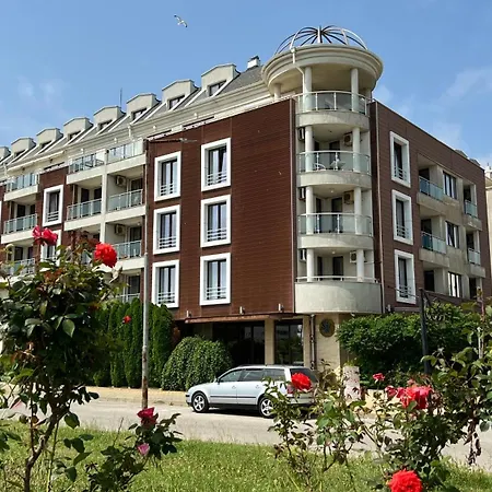 Stamopolulux директен изглед към морето *