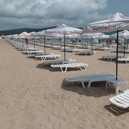 Stamopolulux директен изглед към морето Lägenhet *